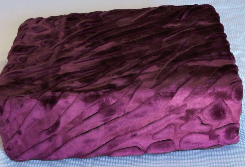 South African Luxury Super Soft Embossed 1Ply  Mink  Blanket, QUEEN SIZE.